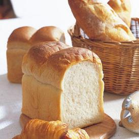自家製天然酵母100%でつくった山形食パン。