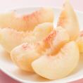 桃 はなよめ 送料無料 秀品 約1kg 5~6玉入り 2箱購入で1箱おまけ クール便でお届け 温室桃 熊本植木産 千代姫 日川白凰 白凰 もも ピーチ フルーツ