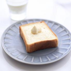 非常にシンプルでデイリー使いしやすい食パンです。