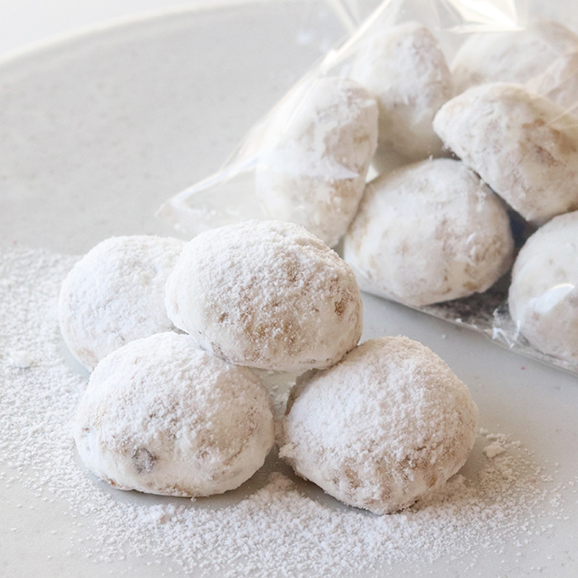 ホワイトデー限定 ブールドネージュ 2種BOX 〈プレーン&いちご〉03