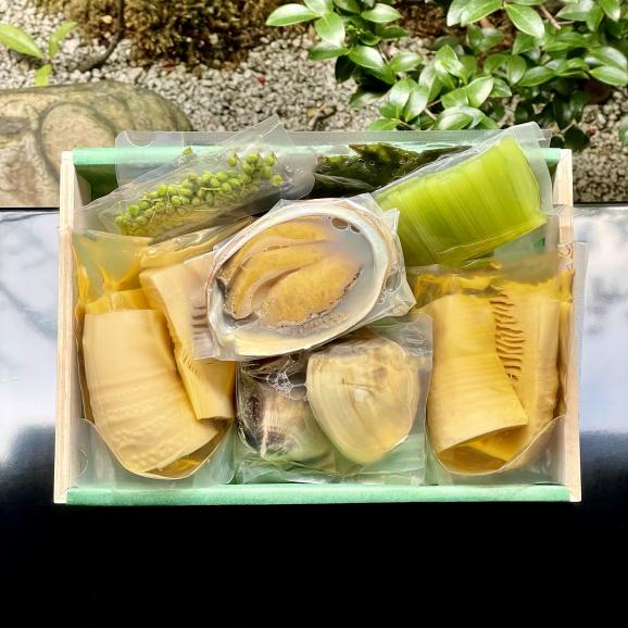 【祇園 丸山】《期間限定》京筍と天然鮑・蛤の旨煮03