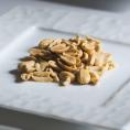 八街市産 バターピーナッツ 無添加 100g×１袋 国産 千葉県 落花生 バター 北海道 小分け 保存に便利 チャック付き