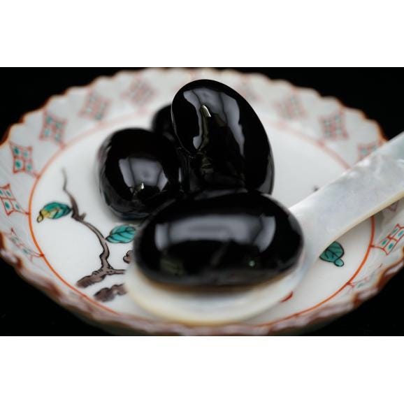 深い黒色と光沢の美しさが印象的な希少な花豆【漆黒の光沢・常陸大黒の蜜煮】【八角瓶】【内容量２４０ｇ　1個】05