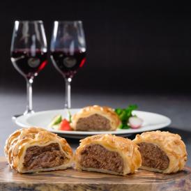 いわて牛のパイ包み焼き　トリュフソース