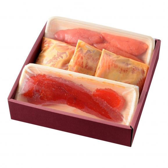 新潟 老舗料亭の味 三色漬｜佐渡ゴールドサーモン越後味噌漬 ／鮭9切／ 筋子110g／ たらこ 110g 詰合せ セット  送料無料 化粧箱入 鮭 サーモン 筋子 たらこ 鱈子 すじこ 漬け魚06