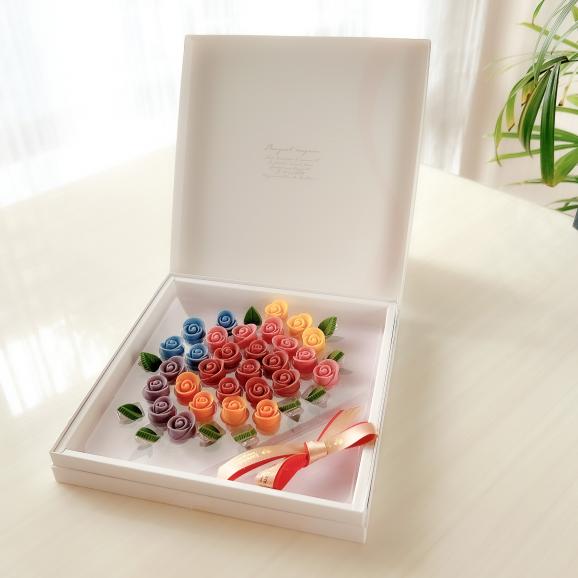 【開けて感動!バラのチョコレート】ブーケ ミニヨン・レインボー04