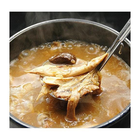 【賞味期限短めワケアリSALE！】黒にんにくサムゲタン1kg×合計４袋（通常２袋＋オマケ２袋）黒にんにく入り 参鶏湯 サムゲタン 常温便・クール冷蔵便可 【送料無料】※賞味期限2025年9月8日＃802