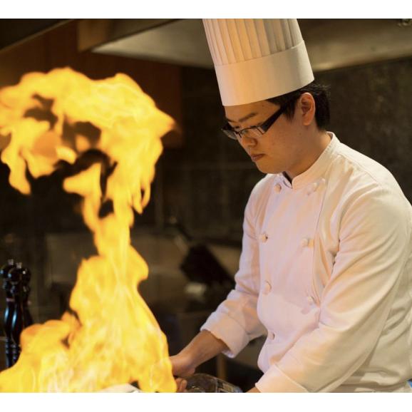 超早割期間2,000円OFF！〜９月３０日まで！【送料無料】【感謝の気持ちを込めて大奮発！】幸せ運ぶ伊勢海老、鮑入り豪華海鮮 本格フレンチ生おせち ２段重【数量限定】05