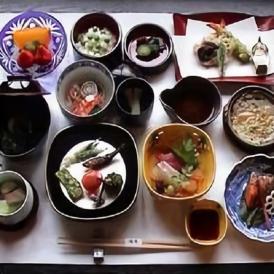 ペアーでしっとり季節を感じる京料理コースのお食事券3万円