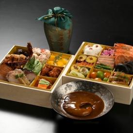 〈送料無料・数量限定〉老虎菜 本店おせち2025（フカヒレ姿煮付）7寸2段【3～4人前】全28品　※北海道沖縄離島不可