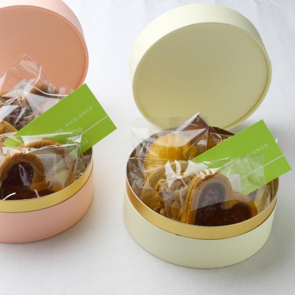 芸能人愛用のルームウェア 焼き菓子詰め合わせ【丸箱ギフト 小】｜ル・ベンケイ オンライン キッチン雑貨