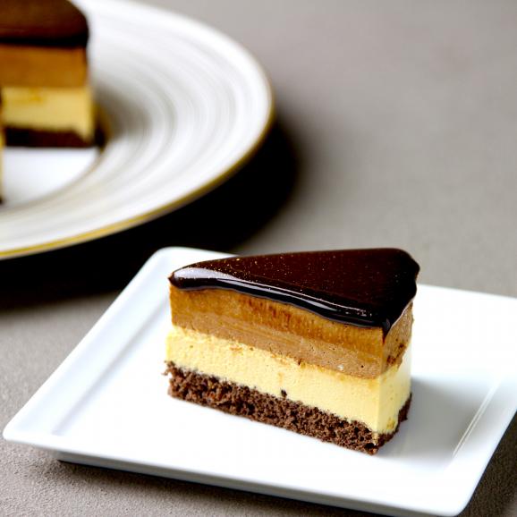 【冷凍商品】キャラメルショコラグラサージュケーキ02