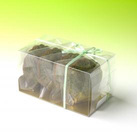 抹茶マドレーヌ