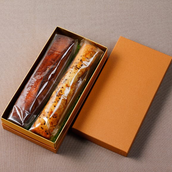 青山モノリス 前菜とデザートのチーズパウンドケーキ04