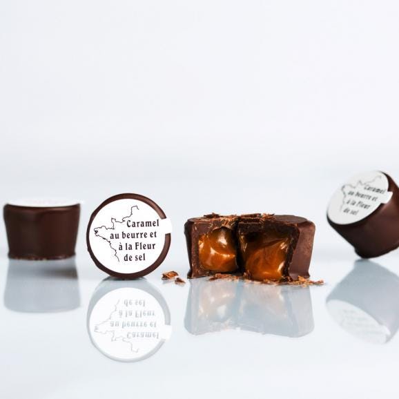 キャラッセルチョコレート 6粒（キャラメル入りチョコレート：ビター3粒、ミルク3粒）03