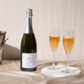 パリ16区の修道院の葡萄栽培に由来する一本。白桃や林檎が香る熟した果実味と、上品な泡立ちが魅力です。