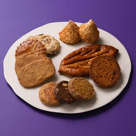 レザネフォールの人気のブックタイプの詰め合わせ。焼菓子クッキーがいっぱいです。