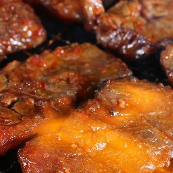 とろけるホルモンと王道カルビの「食べ比べセット」 合計800g03