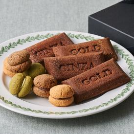 金箔と銀箔をあしらったゴージャスなチョコレートフィナンシェと、イタリア郷土菓子のセットです。