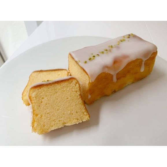 大切な方への贈り物に、京都抹茶とレモンスイートの2本セット、濃厚、しっとりしたパウンドケーキです。02