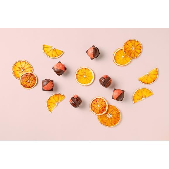 MAMEIL NAMA CHOCOLATE MACARON -Chocolate / Blood orange-04