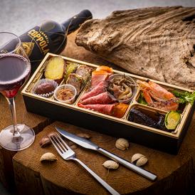 神戸 岡本 「マスターピース」 令和八年 新春 御節  一段重 フレンチ 生 おせち 『ロザージュ』 全 10品 送料無料 洋風 2026 1名様盛り