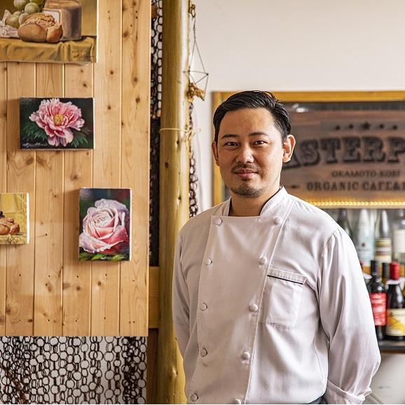 神戸 岡本 「マスターピース」 令和8年 新春 御節 木箱 二段重 フレンチ 生 おせち 『ソレイユ』 全 17品 送料無料 洋風 202606