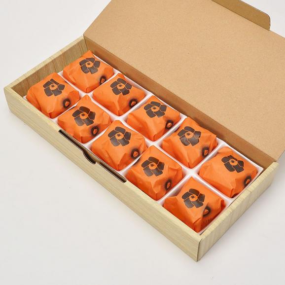 ホワイトデー 【送料無料】 秘密のケンミンshowで紹介 栗きんとん入り干し柿 栗柿10個入り05