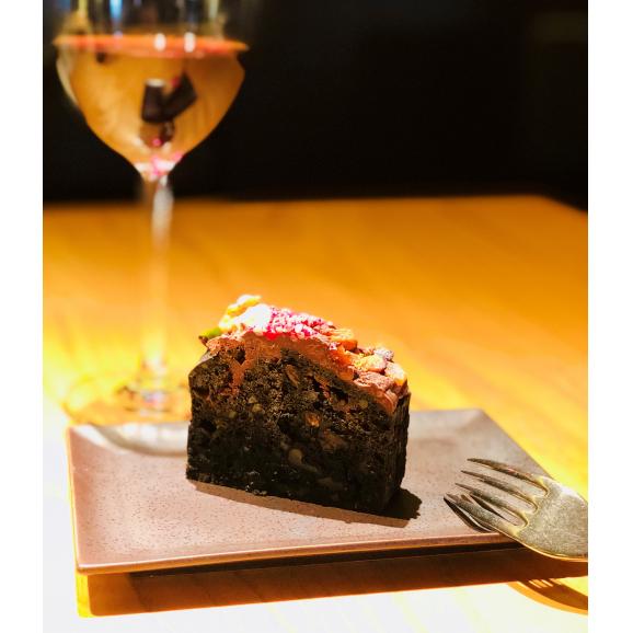 《期間限定販売》NOBU Tokyo【Valentine Sweets】ドライフルーツと木の実のクラシックショコラ(1本)03