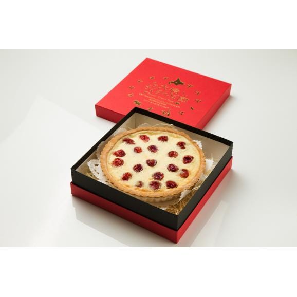 果樹園のさくらんぼチーズタルト02