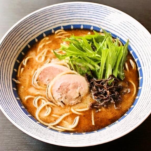 手軽に人気店の味を再現できる！】天草大王ラーメン 8食入 ギフトBOX