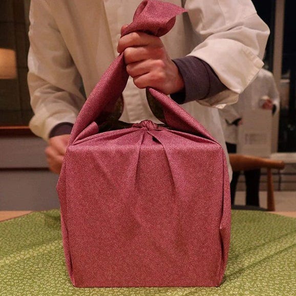 Restaurant TOYO Tokyo フレンチ洋風おせち三段重2025【2〜4人前/全28品目】【送料無料】05