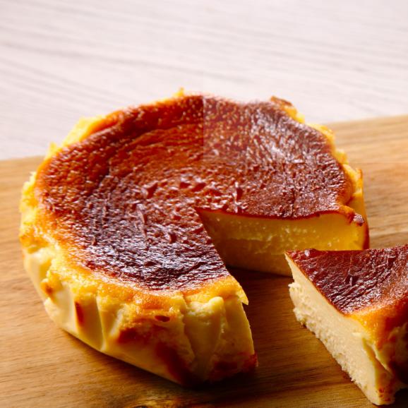シェフの手作り”とろけるなめらか”　濃厚バスク風チーズケーキ04