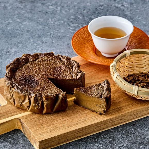 ”ほうじ茶本来の香ばしさと美味しさをお届け” 三種ほうじ茶ケーキ03