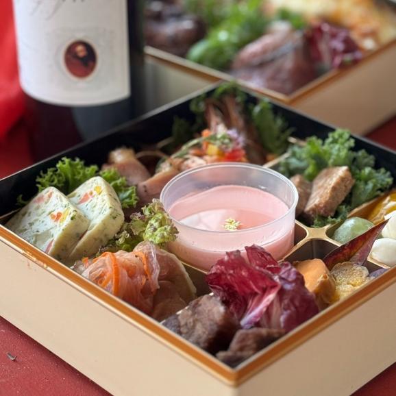 【早割】【送料無料】奈良の恵みを味わう 豪華イタリアン生おせち「Rokumeikan」6.5寸2段重・全12品06