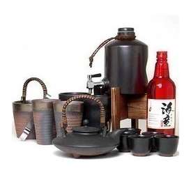 送料無料　焼酎サーバー豪華セット+黒千代香5客付+備前金彩ペアカップ・氷り入れ・トング+芋焼酎 祝いの赤 海童 720ｍｌ　