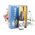 奥の松酒造　艶のある吟醸香と心地よいまでの辛みと味わい 特選 純米大吟醸　720ｍｌ[福島県]　【奥の松酒造】
