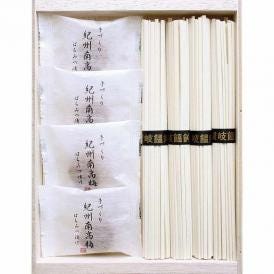 実りの秋の贈り物 紀州南高梅・讃岐うどん詰合せ（木箱入） 紀州南高梅はちみつ漬け・讃岐うどん（50g）×各4