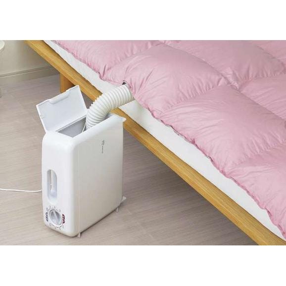 夏の贈り物お中元 さしこむだけのふとん乾燥機 ツインバード 33.5×14×29cm ★アタッチメント（ふとん・くつ）・ホースホルダー・アロマケース付　★コードの長さ：2m　★消費電力：550W02