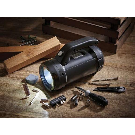 夏の贈り物お中元 工具付懐中ライト 9.5×20×13.7cm ★六角ソケット×4、六角レンチ×2、カッターナイフ・メジャー・ドライバービット（マイナス×3、プラス×2、ソケット用アダプター×1）・精02