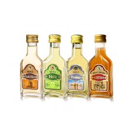 リトアニア国家遺産の蜂蜜酒をミニチュアサイズにした４種セット