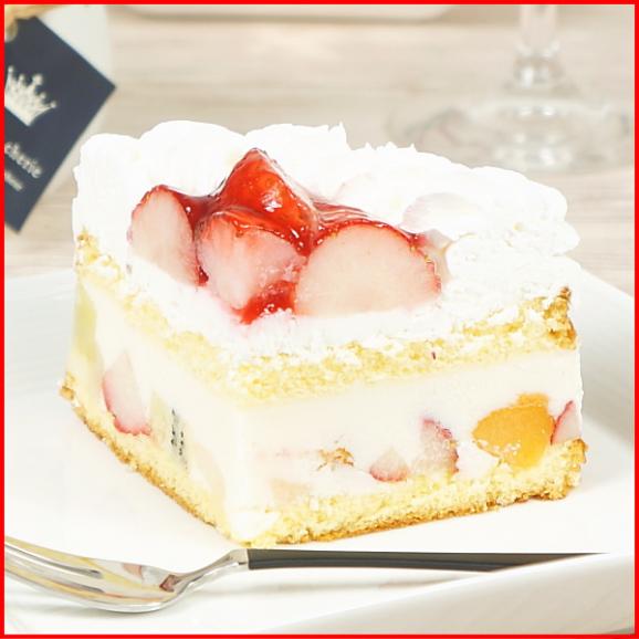 スイーツ 送料無料 誕生日ケーキ ギフト 7種フルーツ入り いちごのレアチーズショートケーキ 5号 誕生日プレート ろうそく 付き04