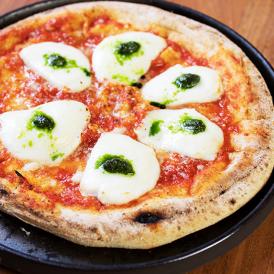 島根イタリアンの名店「里山イタリアンAJIKURA」の冷凍ピザ3枚セット