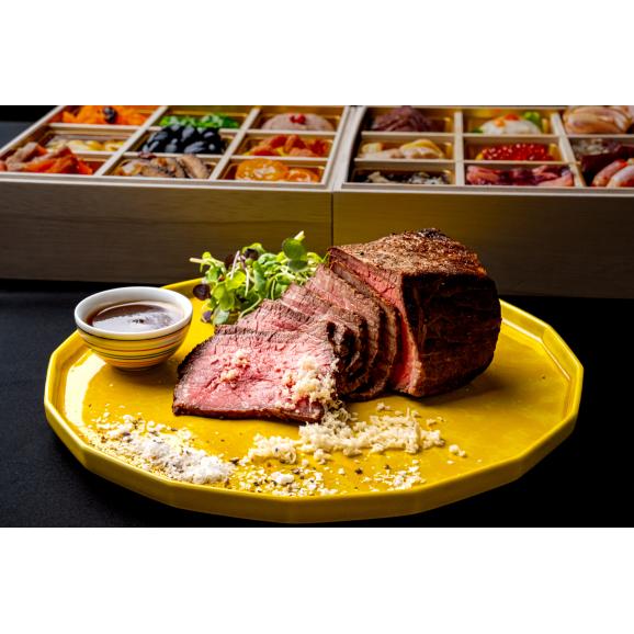 【代官山 レストラン ル・ジャポン】芽室町産食材使用 特製フレンチお節 ローストビーフ300g 山わさび付き　me061-04706