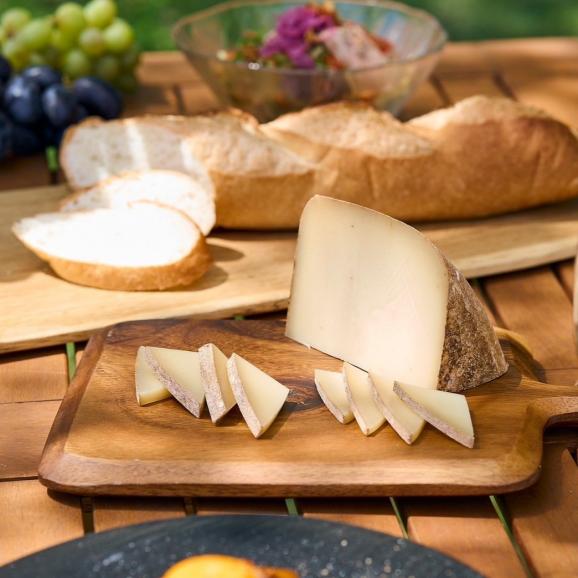 北海道十勝芽室町 大友牧場のツナグ100g 12ヶ月以上熟成 me077-003c03