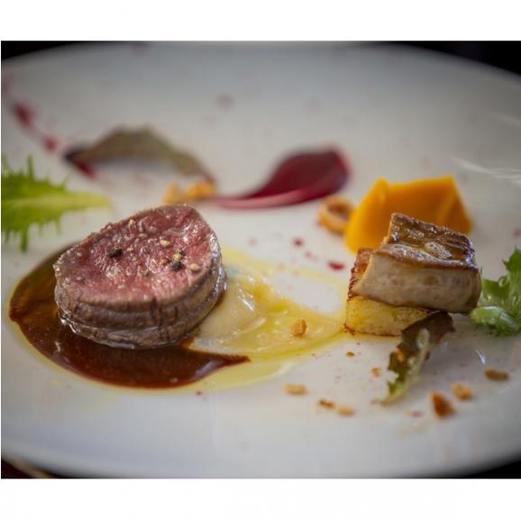 【東京丸の内】Sens & Saveurs (サンス・エ・サヴール) "北海道白糠食材SPECIAL"ランチコース 2名様_Y100-054102