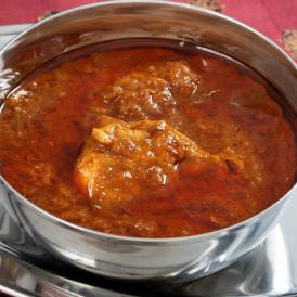 津奈木の小学生とデリーがコラボしたカレー タンドーリチキンドゥピアーザ 中辛 1食200g×4袋 ※常温 ネコポス便 送料無料