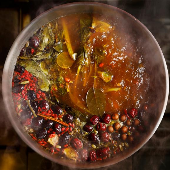 【全国送料無料・ポイント5倍】&ldquo;美味しい驚嘆&rdquo;薬膳ブイヨンキノコ鍋 2-3人前03