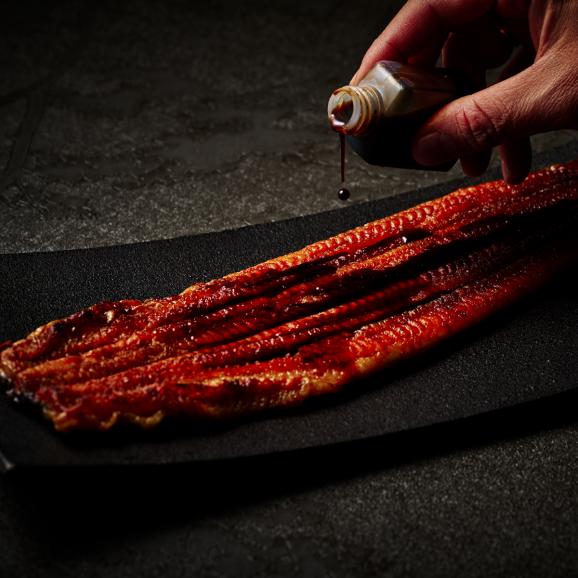 【全国均送料無料・ポイント2倍】&ldquo;絶品の十日間氷温熟成"国産うなぎ「熟選Ⓡ」かば焼き2尾 約400g【美味しさそのままプロトン凍結】02