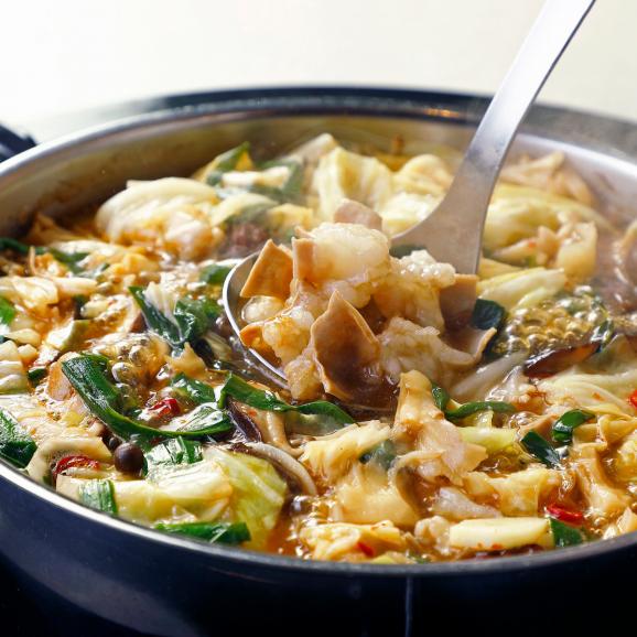 【全国均一送料・ポイント5倍】&ldquo;絶品スープの至福&rdquo; 漢方和牛の生もつ鍋 2－3人前【旨味出汁＆醗酵調味料仕立て】02